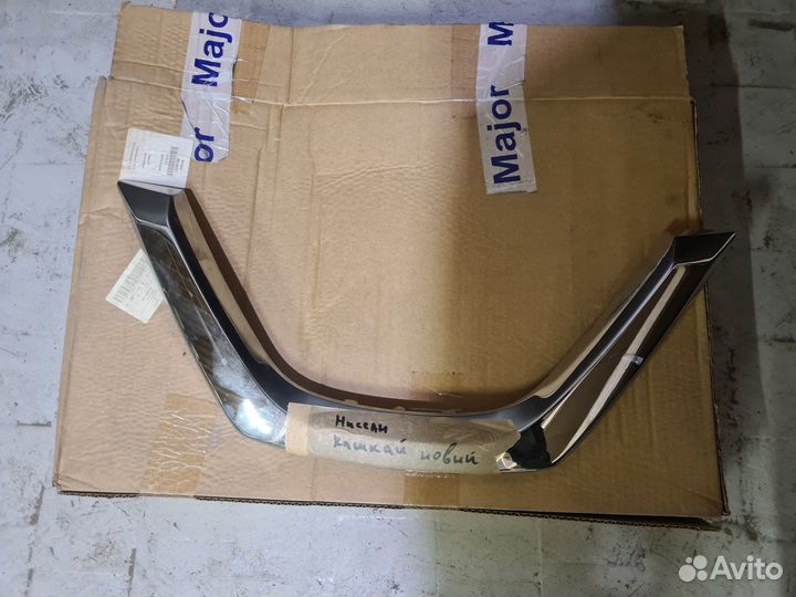 Накладка на решетку радиатора nissan qashqai J11