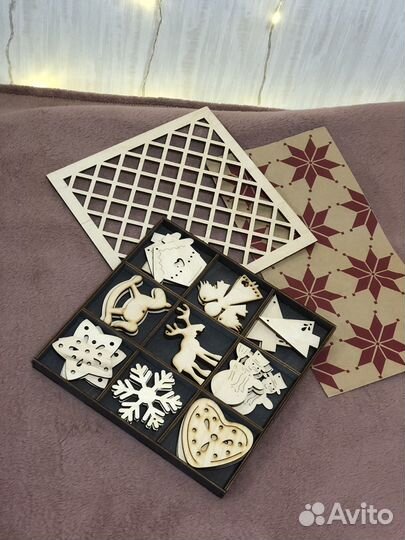 Набор новогодних игрушек