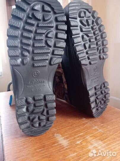 Ботинки мужские 43 размер новые