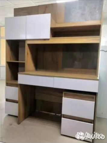 Сэлфи компьютерный стол