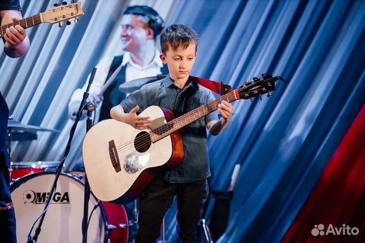 Уроки гитары и вокала для взрослых и детей