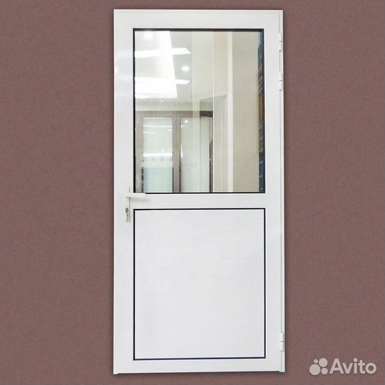 Дверь пластиковая