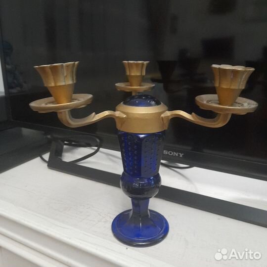 Антикварный подсвечник