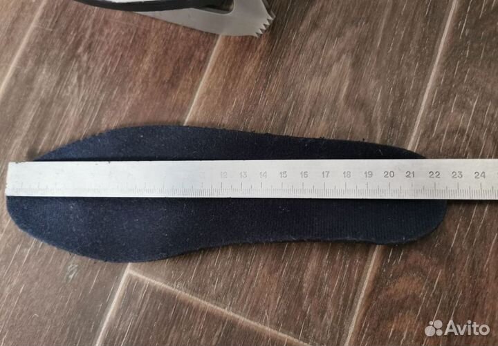 Коньки фигурные Roces 35 размер