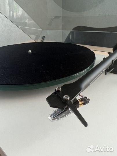 Проигрыватель винила Pro Ject T1 SB Phono