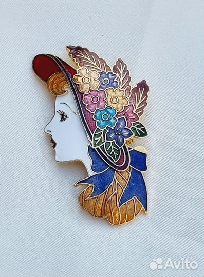 Брошь, дама, клуазоне, Англия, 171э