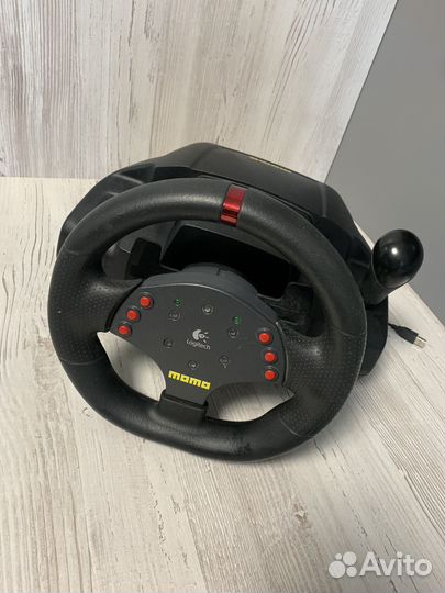 Игровой руль logitech momo racing