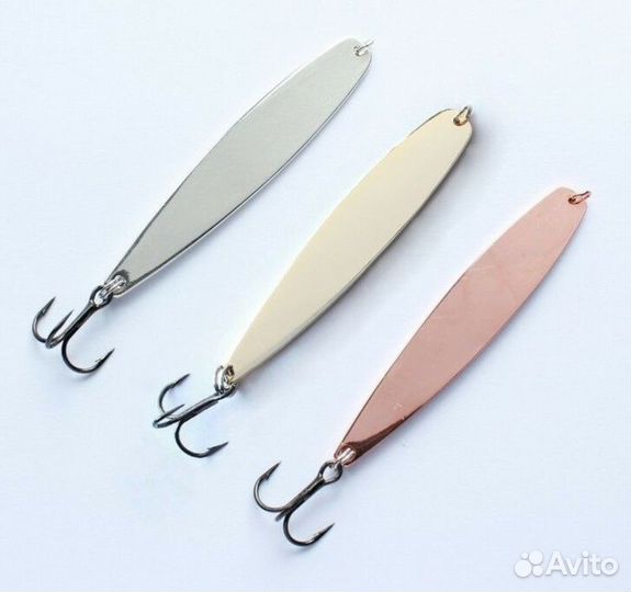 Зимняя блесна в упаковке Lucky John.6730C