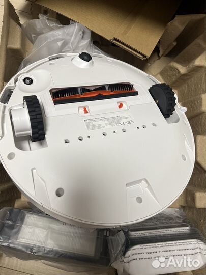 Робот-пылесос Xiaomi Mi Robot Vacuum-Mop P, белый