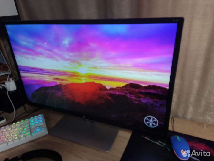 Монитор HP 32S