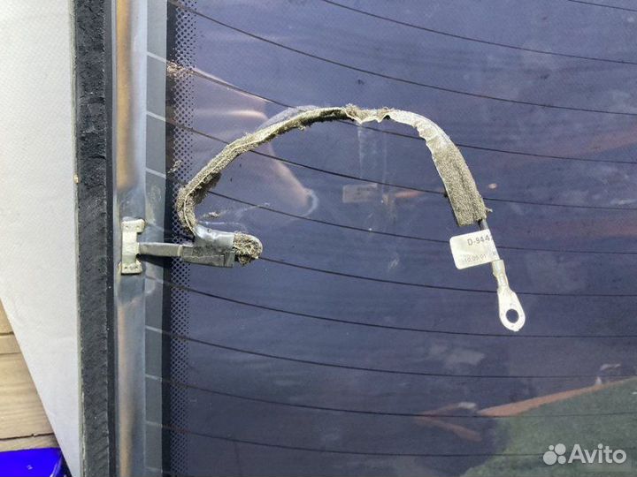 Стекло заднее Volvo S80 1998-2006