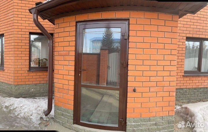 Алюминиевые двери