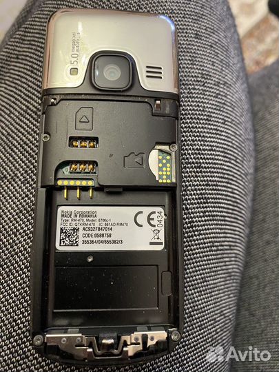 Телефон Nokia 6700