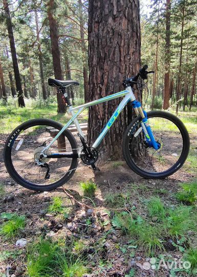 Горный велосипед GT avalanche 1.0
