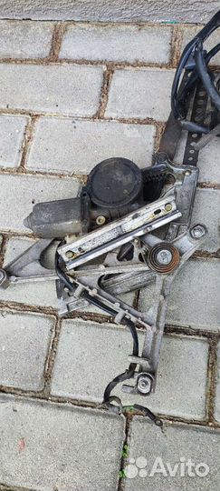 Стеклоподъемники комплект Мерседес 190