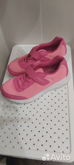 Кросовки Demix для девочки р. 36