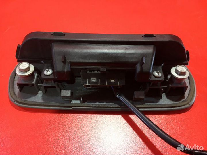 Ручка багажника задняя Chevrolet Cruze J305 Z20D1