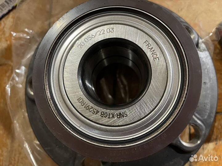 Комплект подшипника ступицы колеса NTN-SNR R154.55