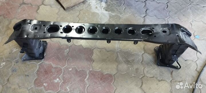 Передний усилитель фокус 3