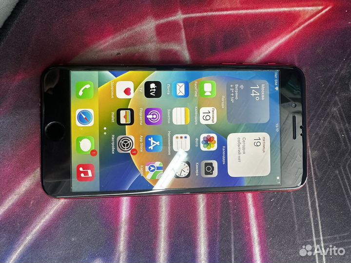 iPhone 8 Plus, 64 ГБ