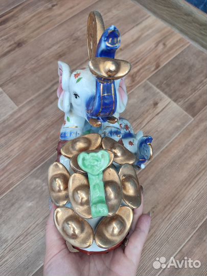 Статуэтка слон