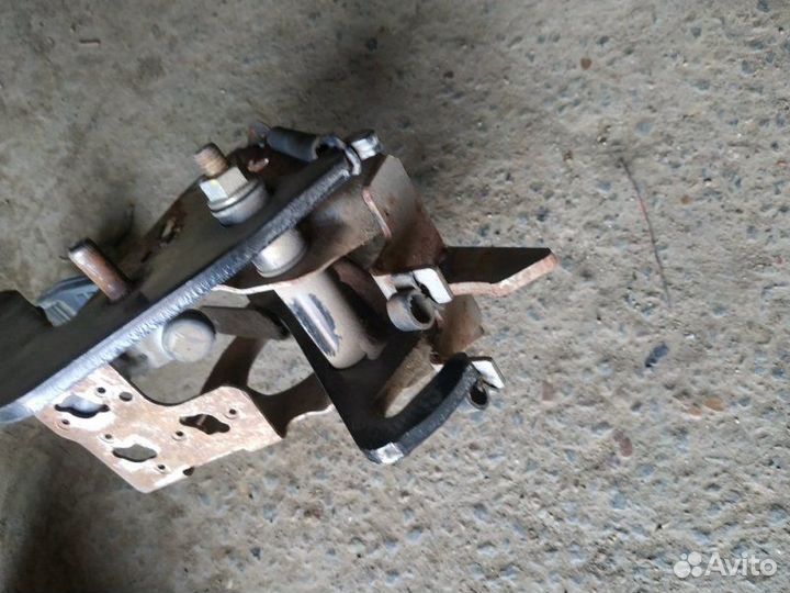 Педальный узел Ford Focus 1 1.8 2003