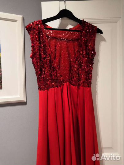 Платье красное вечернее платье с пайетками