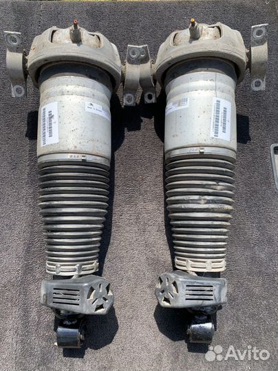 Задняя пневмостойка Кайен 955/957,Туарег