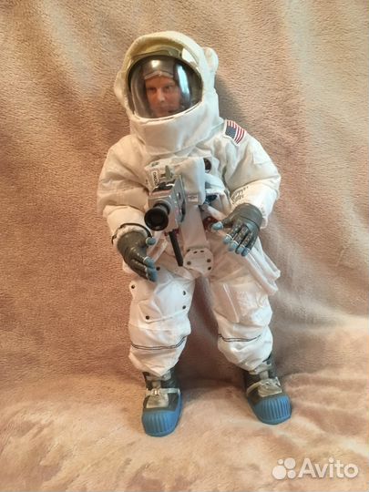 Коллекционная Фигурка