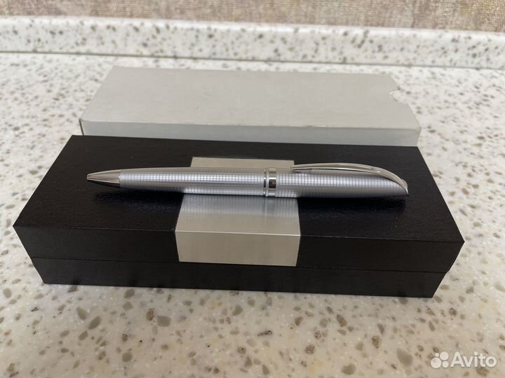 Ручка подарочная EaSTar