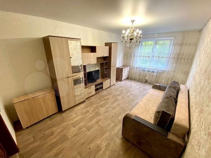2-к. квартира, 65 м², 2/9 эт.