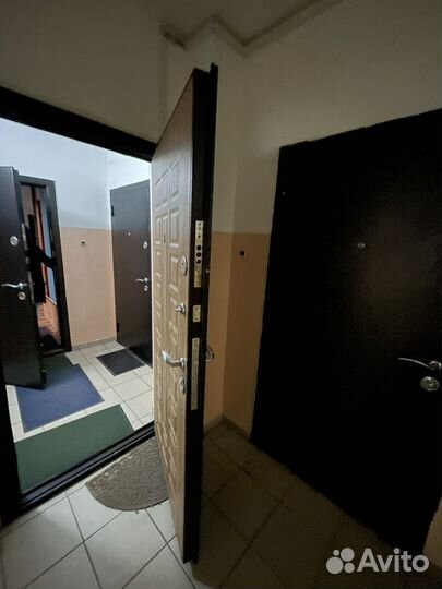 Дверь входная металлическая