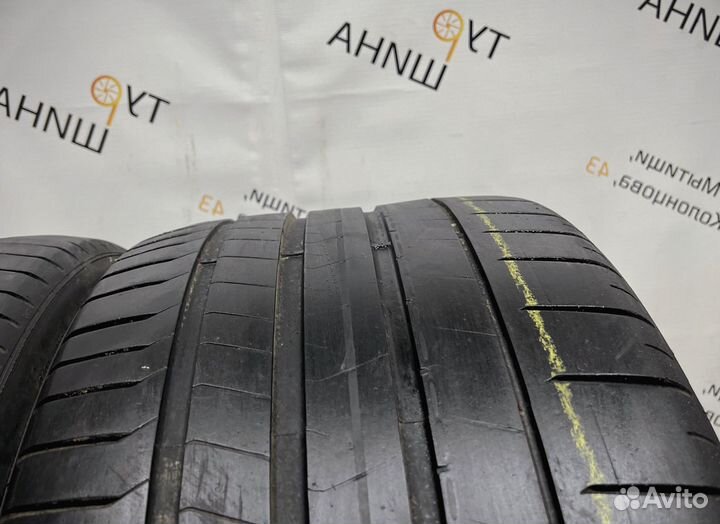 Pirelli P Zero PZ4 315/30 R21 94Y
