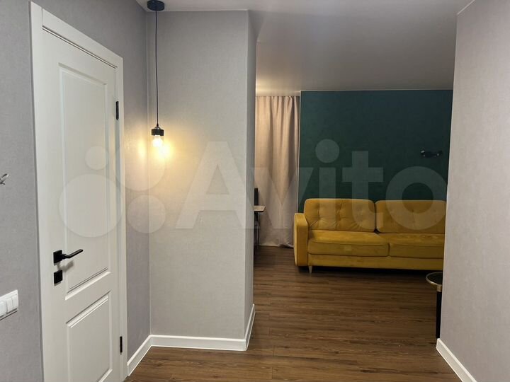 3-к. квартира, 93 м², 1/25 эт.