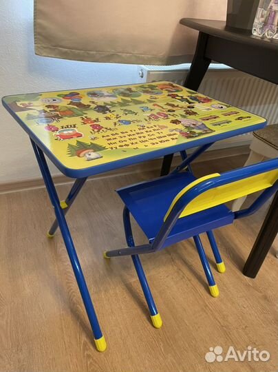 Детский стол и стул