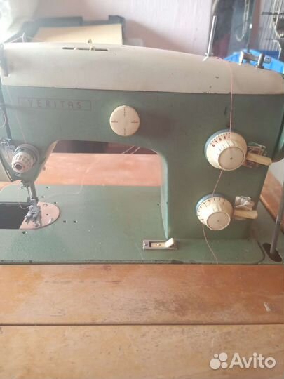 Швейная машина Veritas