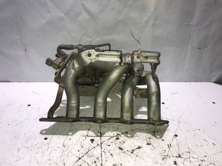 Коллектор впускной Mitsubishi Lancer 9 4G18 2006