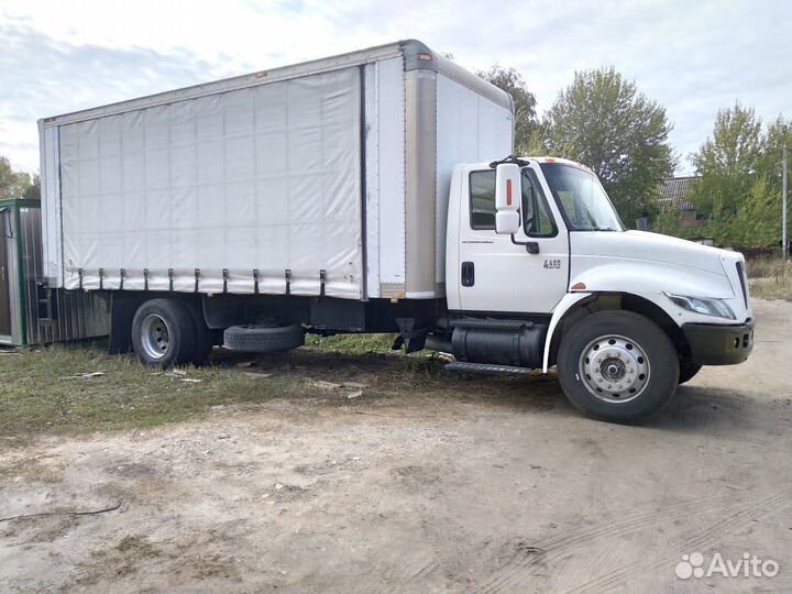 International 4000 Series, 2003