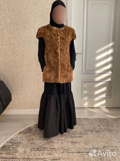 Норковая жилетка женская