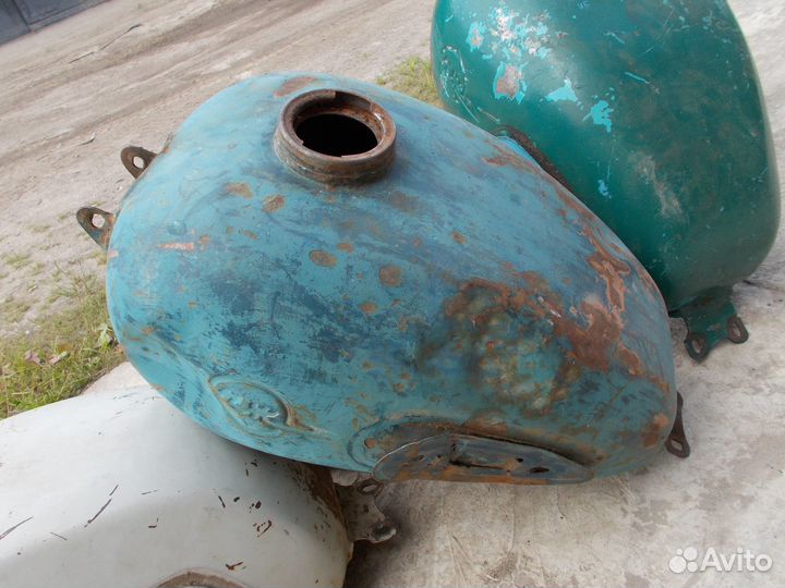 Бензобак Бардачки для мотоцикла