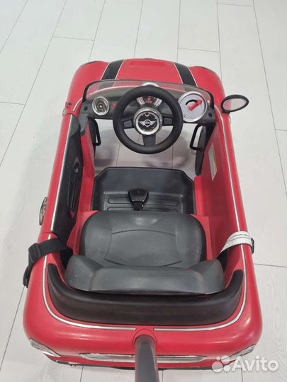 Детский автомобиль каталка
