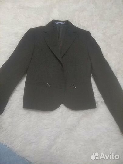 Пиджак школьный