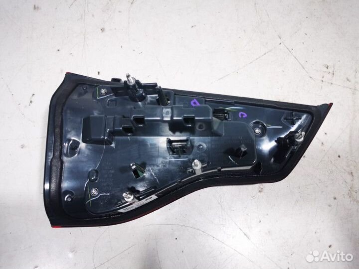 Фонарь крышки багажника правый BMW X3 G01 2018