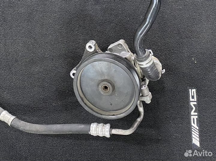 Насос гур Mercedes Benz A0064666801 оригинал