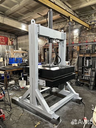 Пресс горячий 1100х1100, оборудование термо