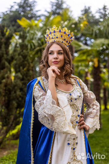 Национальный костюм женский царицы/княгини