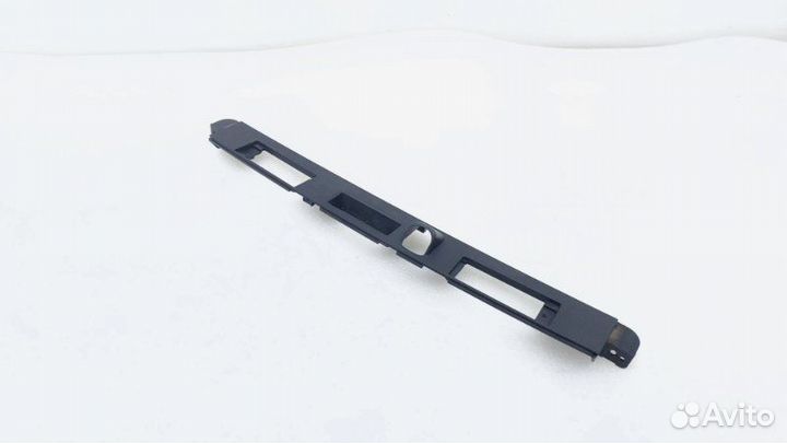 Б/У Б/У Накладка двери багажника Состояние