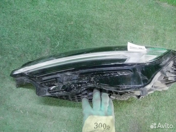 Фара левая Volvo V60