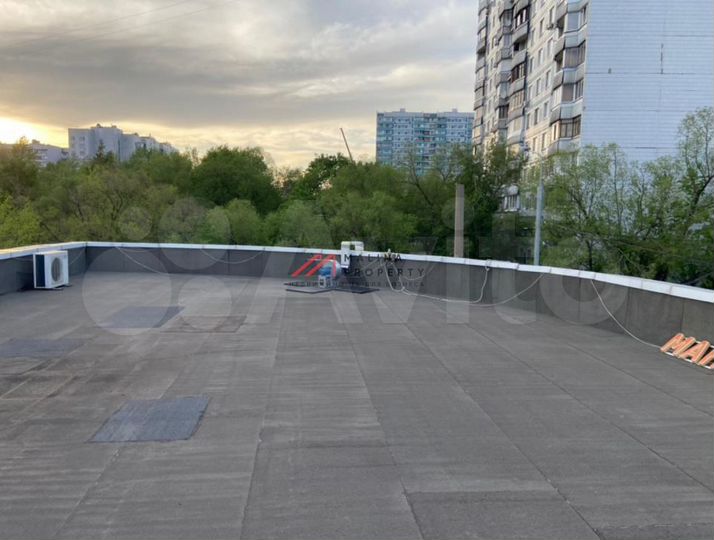 Продам торговое помещение, 766 м²