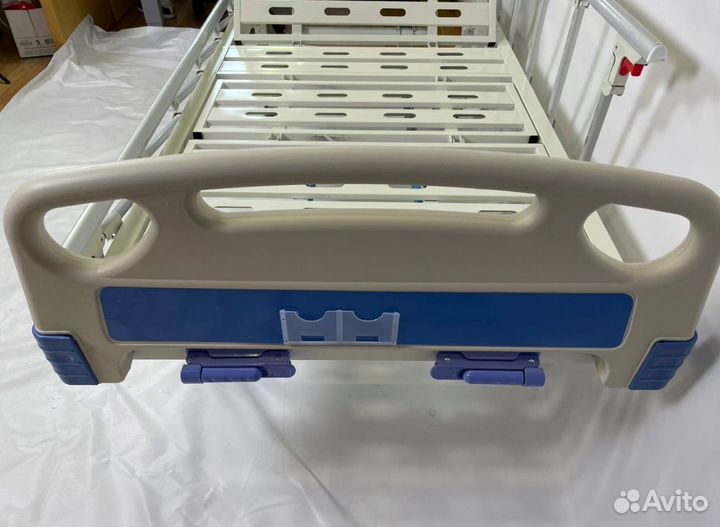 Медицинская функциональная кровать